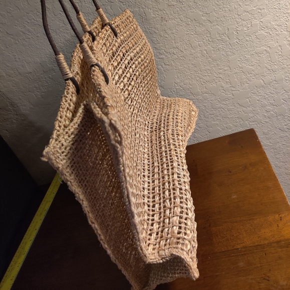 Abaca straw bag - Picture 2 of 5